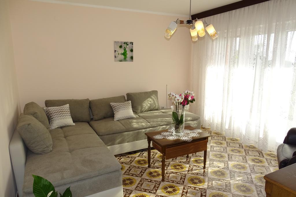 Apartment Parenzana Bibali 65 A 52460-Буйе Экстерьер фото