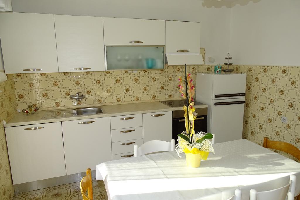 Apartment Parenzana Bibali 65 A 52460-Буйе Экстерьер фото