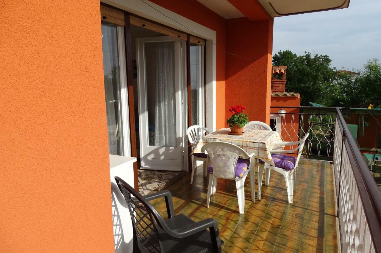 Apartment Parenzana Bibali 65 A 52460-Буйе Экстерьер фото